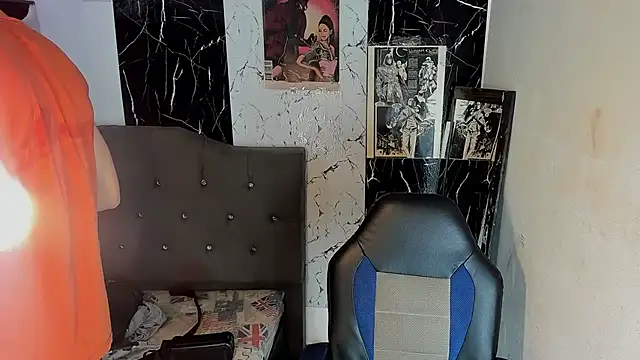 Snapshot of Stormandloganxxx chatting on January 5, 2026, 7:50 pm Stormandloganxxx online show from January 5, 2026, 7:50 pm