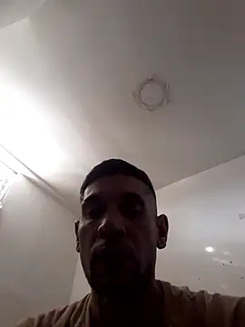 Snapshot of Stormandloganxxx chatting on January 8, 2026, 9:17 pm Stormandloganxxx online show from January 8, 2026, 9:17 pm