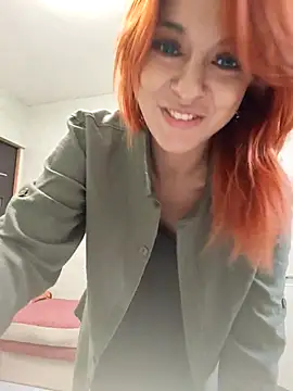 Snapshot of MaryTease chatting on November 2, 2025, 8:17 am MaryTease online show from November 2, 2025, 8:17 am