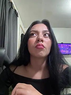 Snapshot of Midori_rosse chatting on June 29, 2026, 11:38 pm Midori rosse online show from June 29, 2026, 11:38 pm