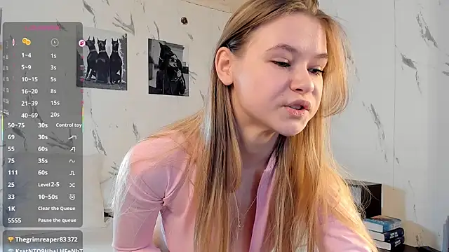 SophieRayne online show from February 5, 2026, 9:58 am