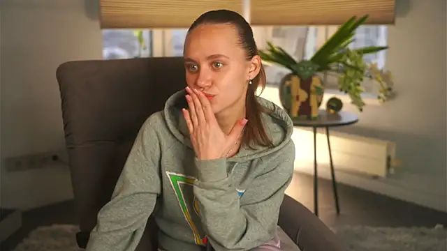 Snapshot of SageRodocker chatting on October 19, 2025, 3:18 am SageRodocker online show from October 19, 2025, 3:18 am