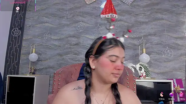 lilithst  online show from December 18, 2025, 9:10 pm