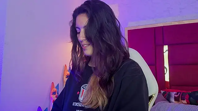 moon winy online show from March 9, 2026, 11:36 am