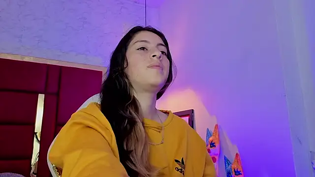 moon winy online show from March 27, 2026, 11:21 am