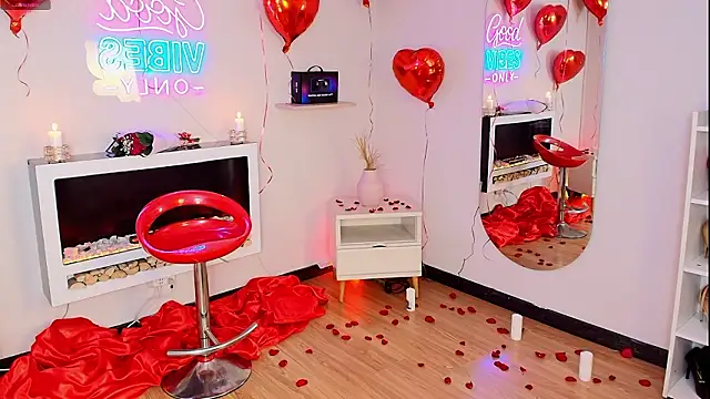 Snapshot of Miss_koko_ chatting on February 15, 2026, 3:47 am Miss koko online show from February 15, 2026, 3:47 am