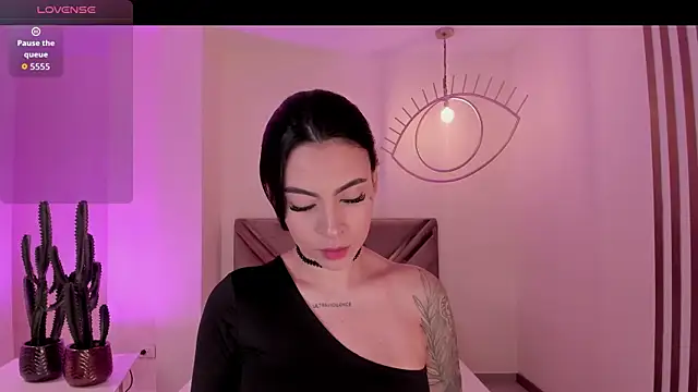 Snapshot of ChristineFord_ chatting on November 12, 2025, 12:27 pm ChristineFord online show from November 12, 2025, 12:27 pm