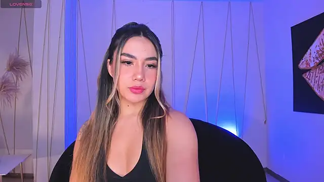 AnnieMonroe1 online show from December 16, 2025, 11:37 am