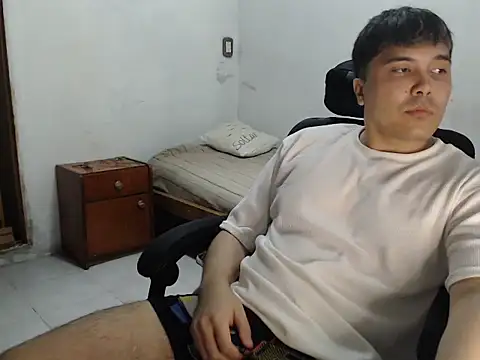 CuteAlexBoy online show from April 8, 2026, 8:53 pm