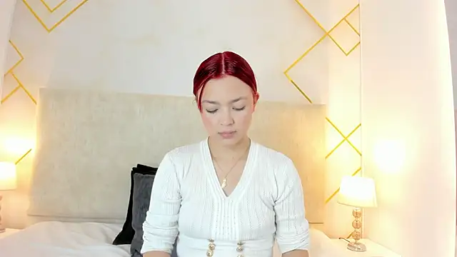 Snapshot of Martinaa_Garcia chatting on February 12, 2026, 7:31 pm Martinaa Garcia online show from February 12, 2026, 7:31 pm