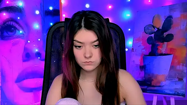 AnaSteisher online show from December 17, 2025, 3:51 pm