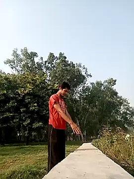 Snapshot of maxmishra18 chatting on October 23, 2025, 3:06 am maxmishra18 online show from October 23, 2025, 3:06 am