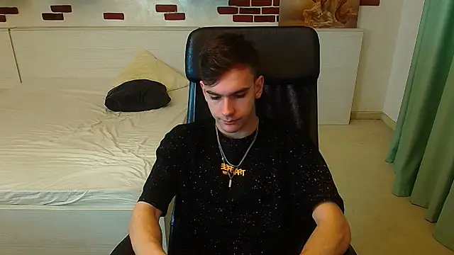 BradyFlint online show from December 1, 2025, 5:45 am