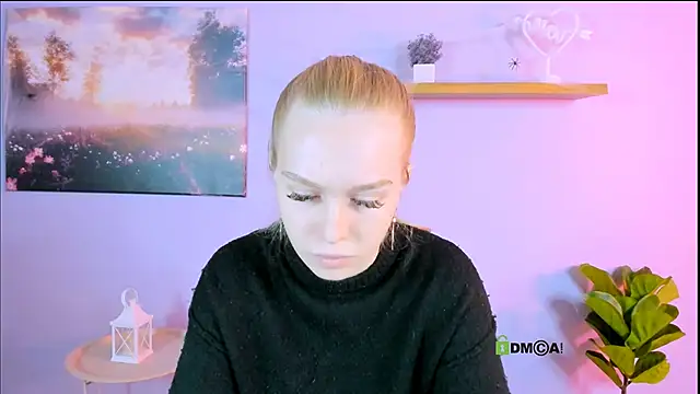 Snapshot of megan_cold chatting on November 2, 2025, 10:06 am megan cold online show from November 2, 2025, 10:06 am