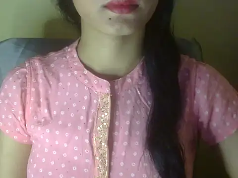 Snapshot of Shezi_N chatting on April 26, 2026, 10:13 am Shezi N online show from April 26, 2026, 10:13 am