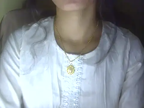 Snapshot of Shezi_N chatting on May 30, 2026, 1:19 pm Shezi N online show from May 30, 2026, 1:19 pm