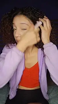 Luna-Vixen1 online show from January 7, 2026, 11:12 am