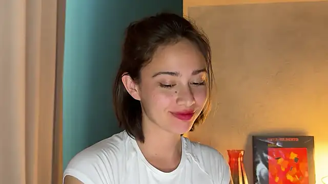 Snapshot of WillHannah chatting on May 1, 2026, 5:17 pm WillHannah online show from May 1, 2026, 5:17 pm