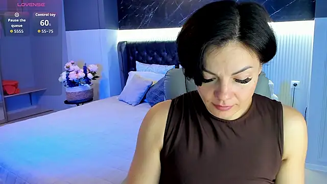 Maya Levin online show from November 12, 2025, 12:55 am