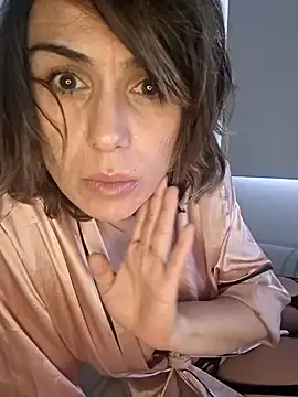 Your Desires07 online show from April 3, 2026, 4:43 am