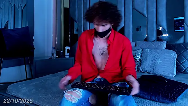 elias sn0w online show from October 22, 2025, 8:08 pm