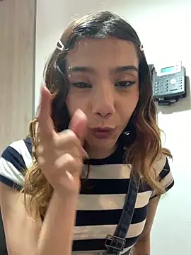 MiaaCute- online show from April 15, 2026, 9:59 pm