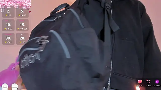 Strawberry Kitty  online show from February 23, 2026, 12:46 pm