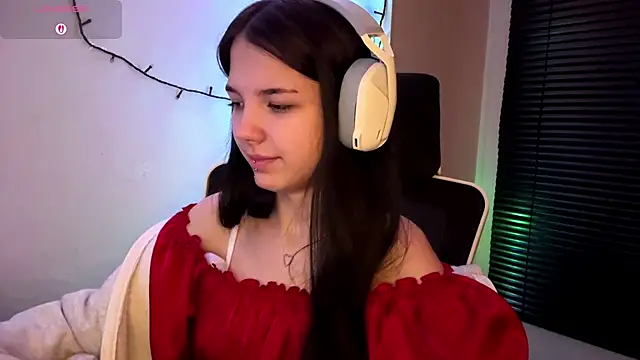 HanaMantanaDell online show from March 3, 2026, 5:08 pm