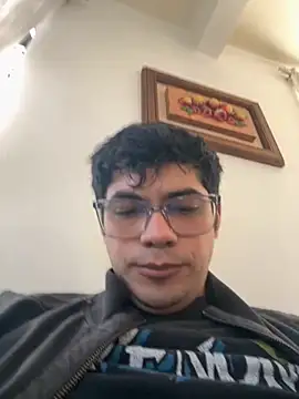 Twistermc11 online show from October 30, 2025, 10:32 pm