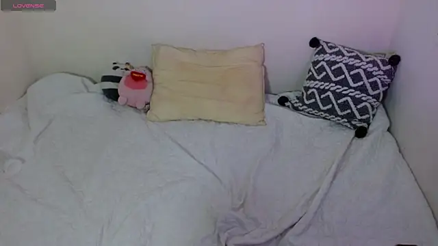 Snapshot of Suki_sweet chatting on November 11, 2025, 1:33 pm Suki sweet online show from November 11, 2025, 1:33 pm