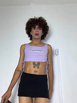 Juliethaaa 1 online show from November 8, 2025, 1:39 am