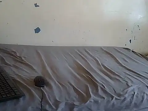 carameldiva01 online show from January 7, 2026, 8:39 am