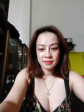 Snapshot of Baby-bigboobs20 chatting on November 11, 2025, 8:25 am Baby-bigboobs20 online show from November 11, 2025, 8:25 am