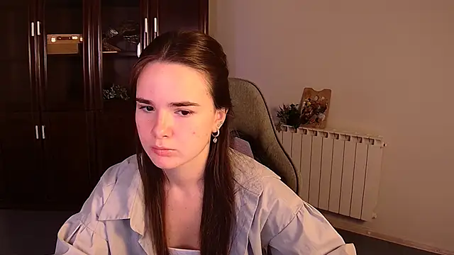 Snapshot of May_Bloom chatting on October 23, 2025, 9:19 am May Bloom online show from October 23, 2025, 9:19 am