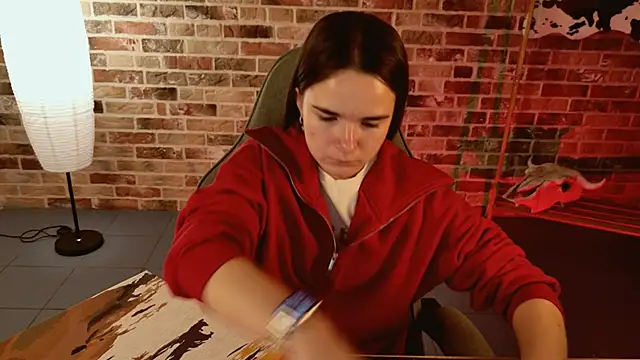 Snapshot of May_Bloom chatting on November 10, 2025, 5:28 am May Bloom online show from November 10, 2025, 5:28 am