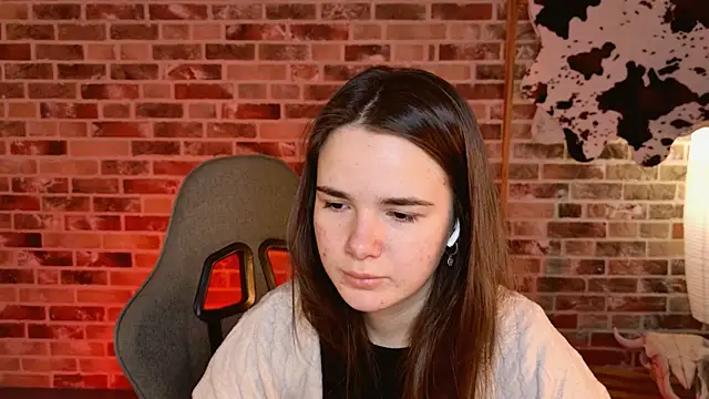 Snapshot of May_Bloom chatting on February 18, 2026, 6:09 am May Bloom online show from February 18, 2026, 6:09 am