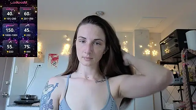 Snapshot of mistressaurora chatting on October 25, 2025, 8:11 am mistressaurora online show from October 25, 2025, 8:11 am