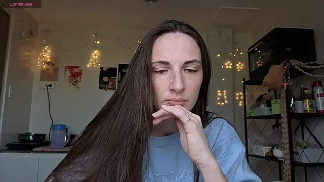 Snapshot of mistressaurora chatting on November 1, 2025, 8:49 am mistressaurora online show from November 1, 2025, 8:49 am