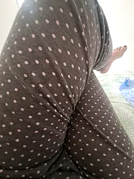 misskelly77 online show from November 2, 2025, 10:06 am