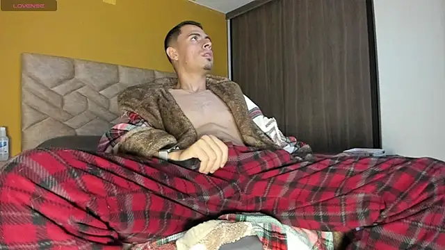 Snapshot of Gregory_mancini chatting on November 25, 2025, 4:34 am Gregory mancini online show from November 25, 2025, 4:34 am