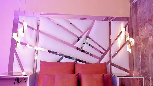 Catalina-Thompson online show from April 6, 2026, 11:55 am