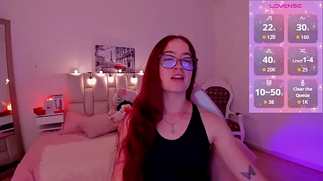 Snapshot of Amaraa_couper1 chatting on December 19, 2025, 4:19 am Amaraa couper1 online show from December 19, 2025, 4:19 am