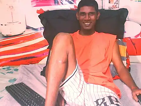 IndianThuggin online show from November 29, 2025, 8:39 am