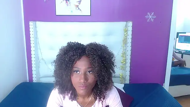 Snapshot of innocent_sexybaby chatting on November 6, 2025, 8:54 pm innocent sexybaby online show from November 6, 2025, 8:54 pm