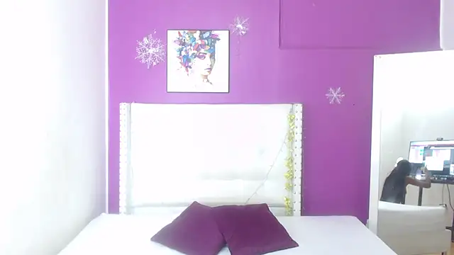 Snapshot of innocent_sexybaby chatting on November 8, 2025, 3:50 am innocent sexybaby online show from November 8, 2025, 3:50 am