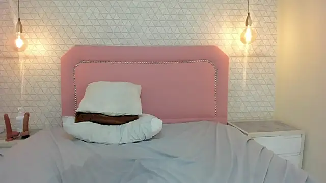 Snapshot of TAYLORMEYER1 chatting on March 27, 2026, 8:26 am TAYLORMEYER1 online show from March 27, 2026, 8:26 am