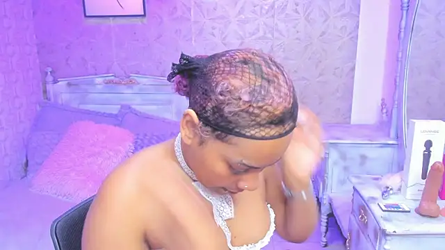 Snapshot of Sofia_clk chatting on July 20, 2026, 3:32 am Sofia clk online show from July 20, 2026, 3:32 am