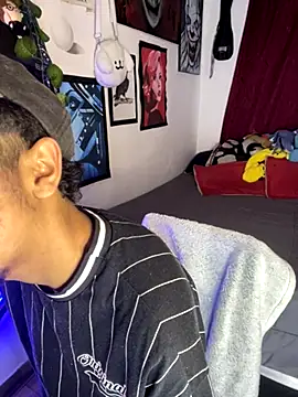 Snapshot of lukaOnline_ chatting on October 24, 2025, 4:31 am lukaOnline online show from October 24, 2025, 4:31 am