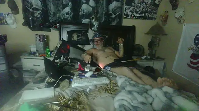 Snapshot of bigdaddyrooster chatting on February 12, 2026, 7:36 am bigdaddyrooster online show from February 12, 2026, 7:36 am