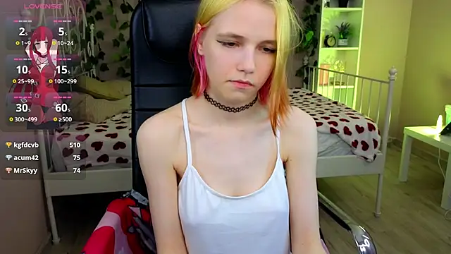 MitaSide online show from November 19, 2025, 3:50 am